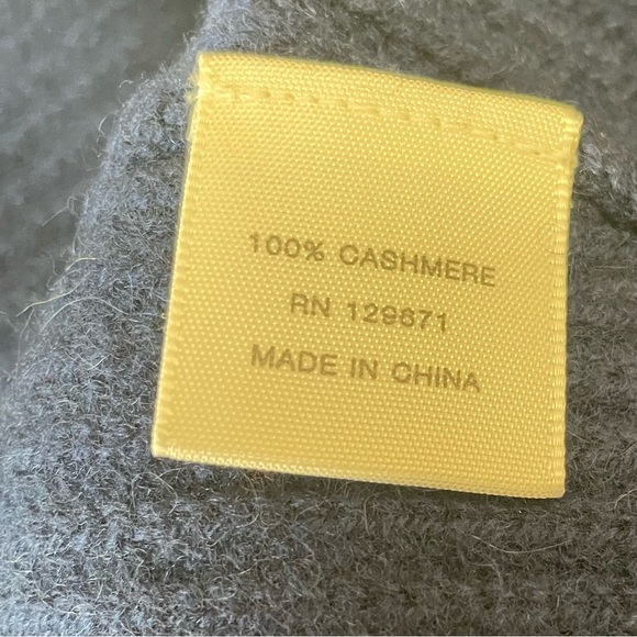 CROPPED FISHERMAN CASHMERE CARDIGAN FROM NAKEDCASHMERE - Picture 12 of 12